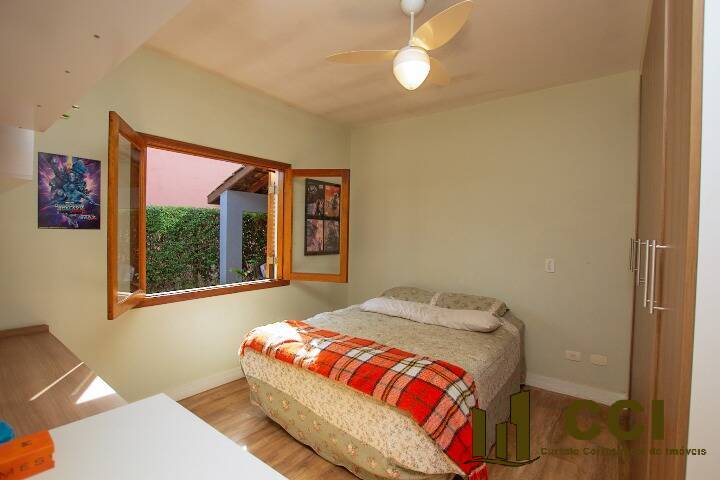 Casa à venda com 3 quartos, 239m² - Foto 15