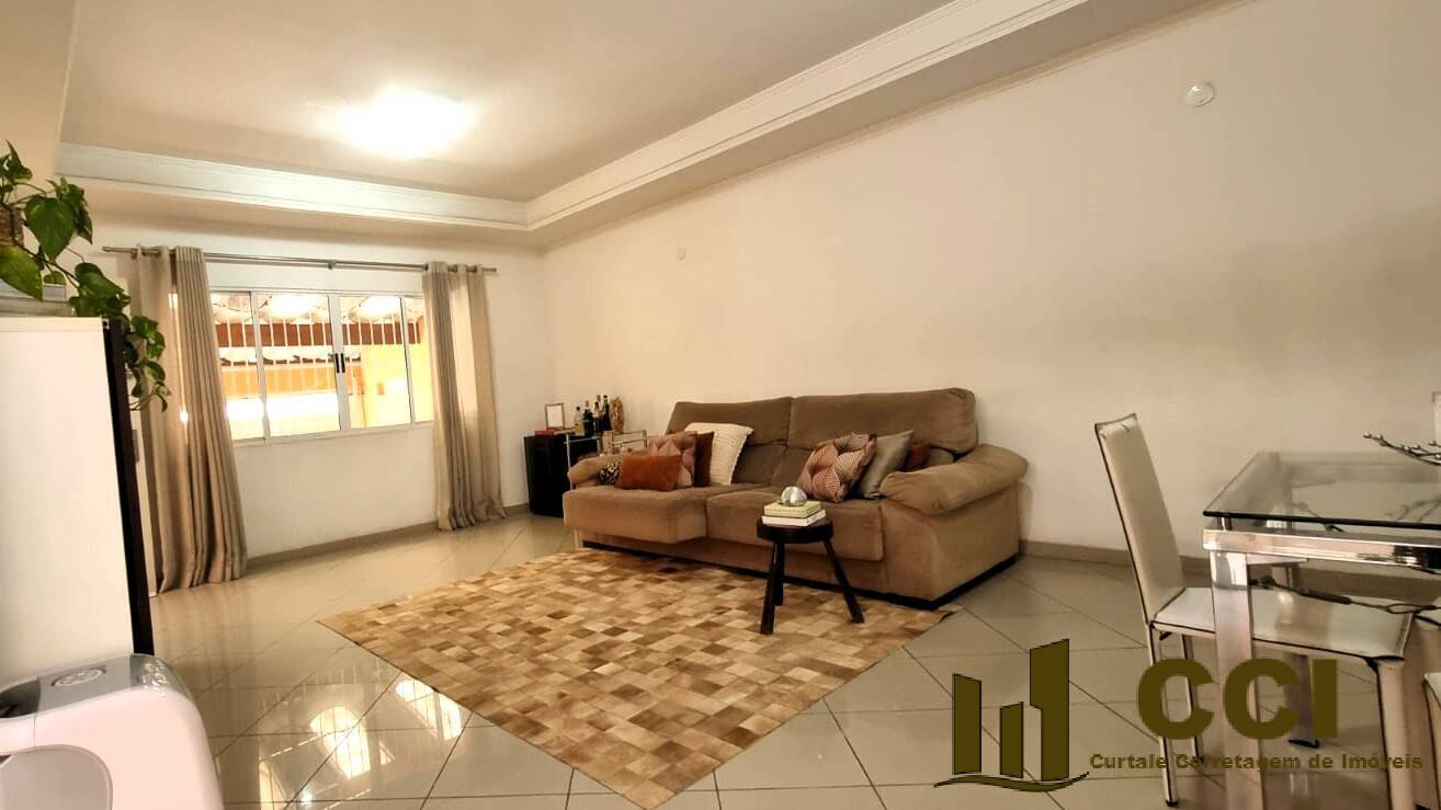 Casa à venda com 3 quartos, 150m² - Foto 4
