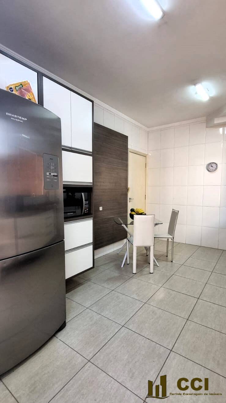 Casa à venda com 3 quartos, 150m² - Foto 9