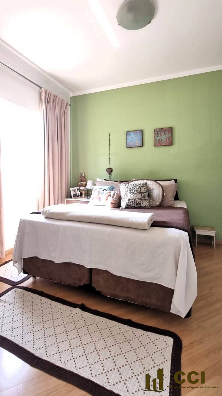 Casa à venda com 3 quartos, 150m² - Foto 10